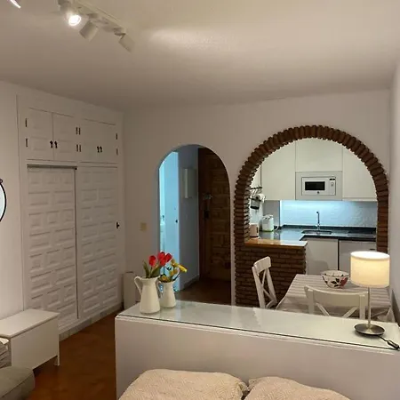 Palmeras 55 Menyber Apartamento Nerja